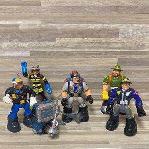 Fisher price heros Action Figure Set essential workers